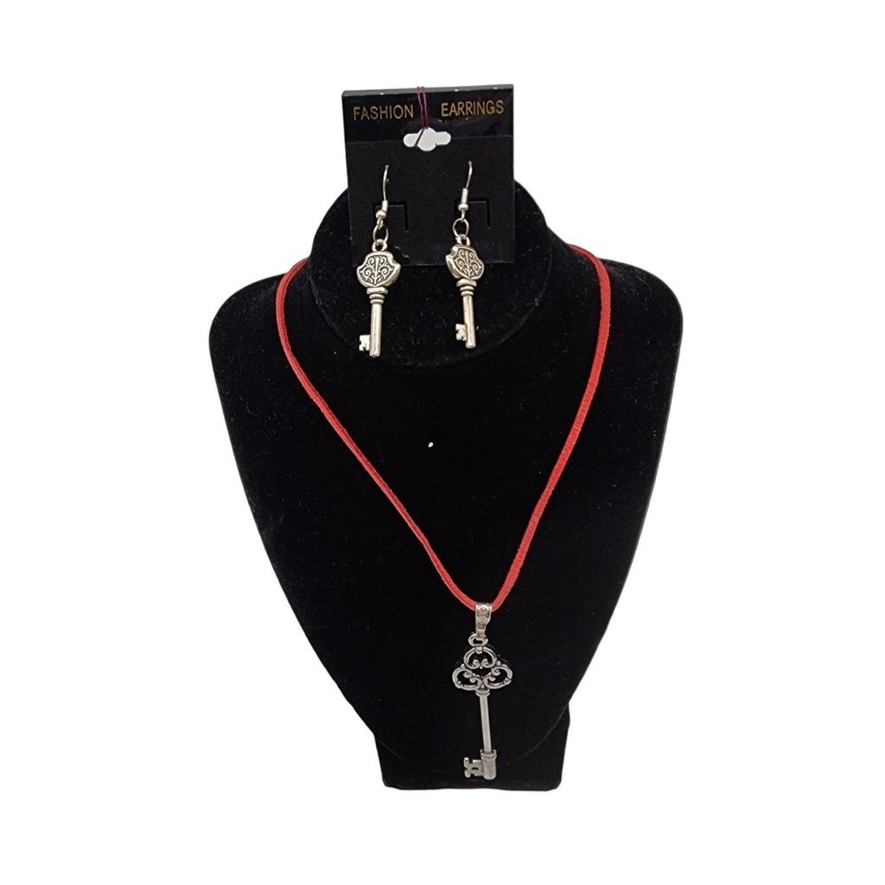 #43. Custom Necklace & earrings Steampunk Boho